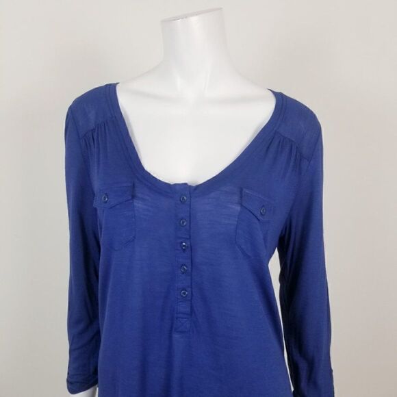 89th & Madison Blue Scoop Neck Henley Top Medium - Picture 2 of 6